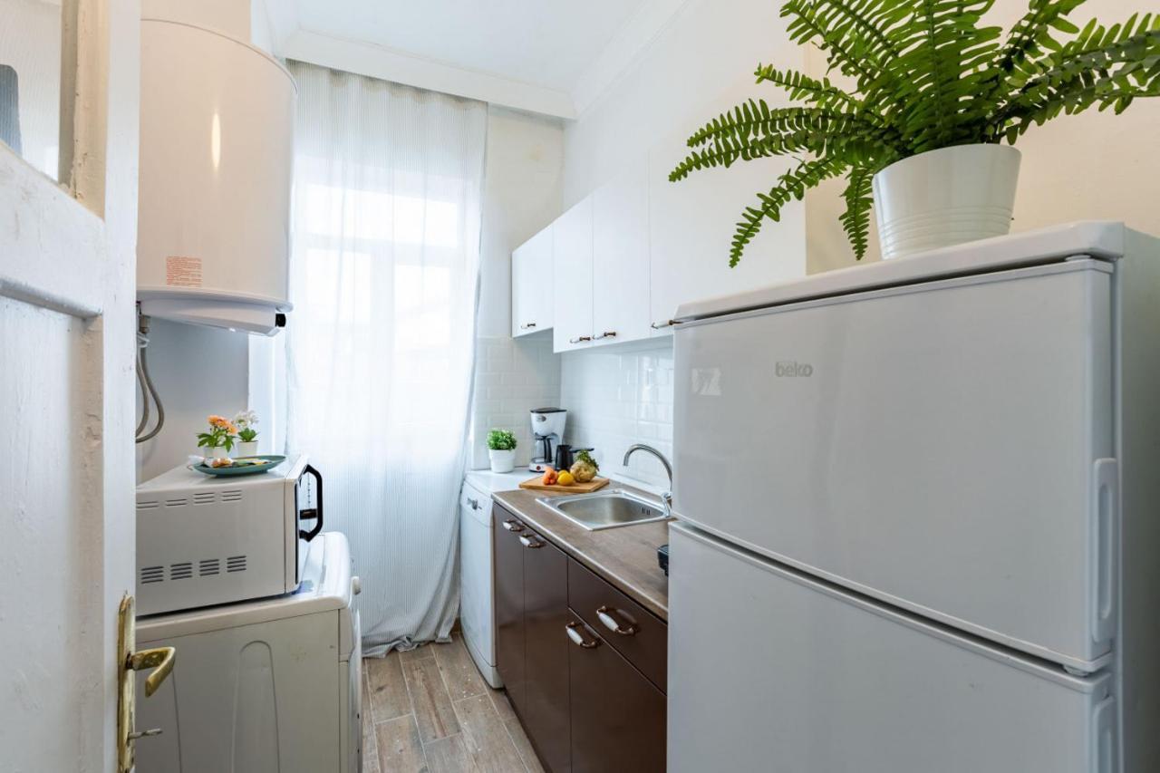 Ferienwohnung Colorful Flat With Excellent Location Near Trendy Attractions In Kadikoy Istanbul Exterior foto